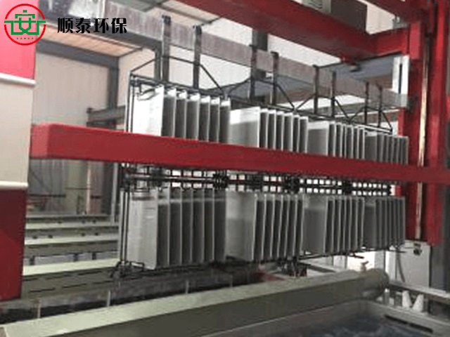 更好的保證熱鍍鋅設(shè)備具備良好性能的一些因素？